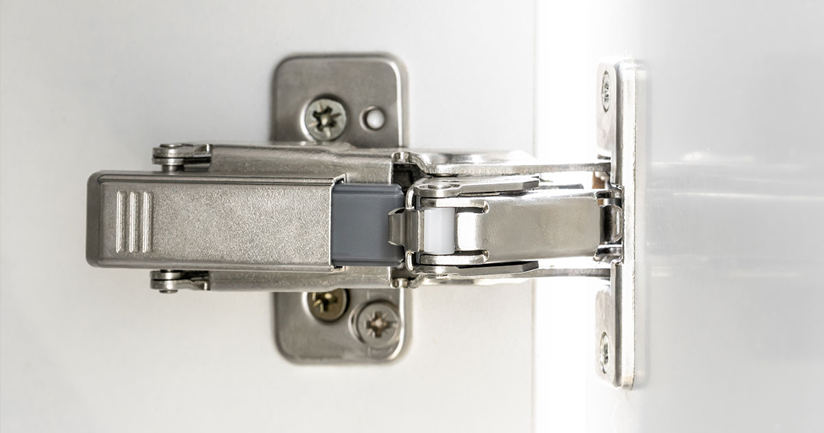 How much do custom closet systems cost?