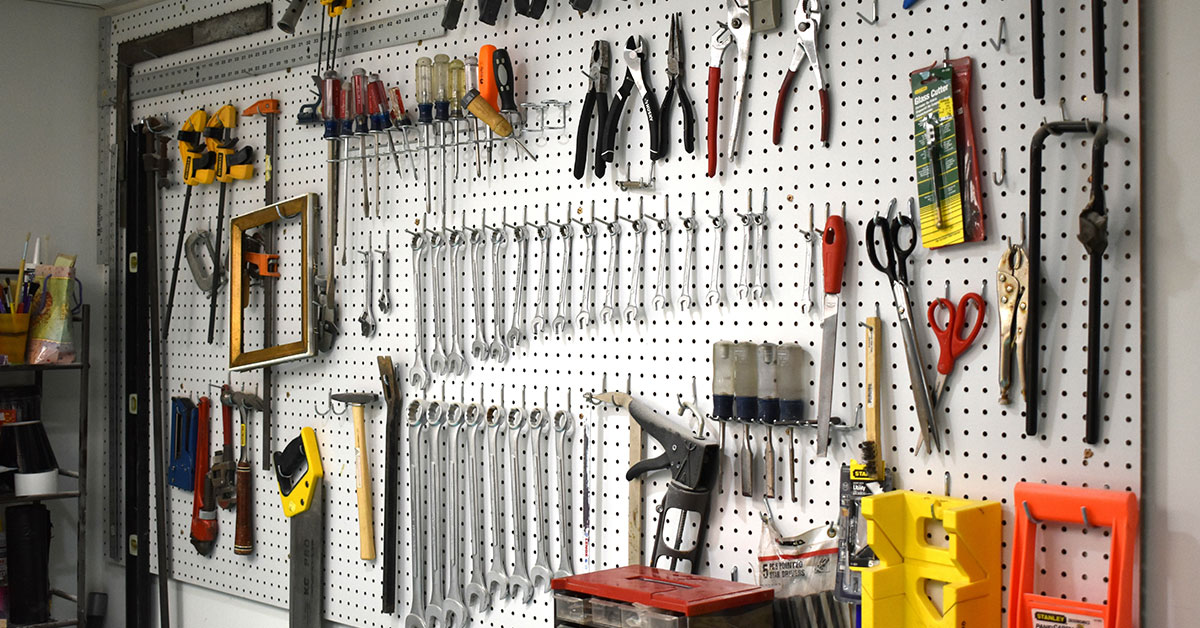 pegboard-vs-slatwall-garage-wall-organizing