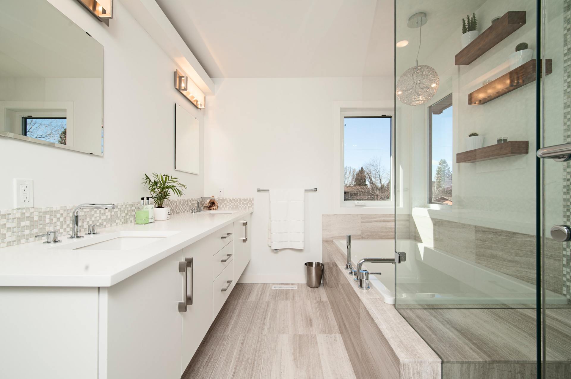 Modern Bathroom