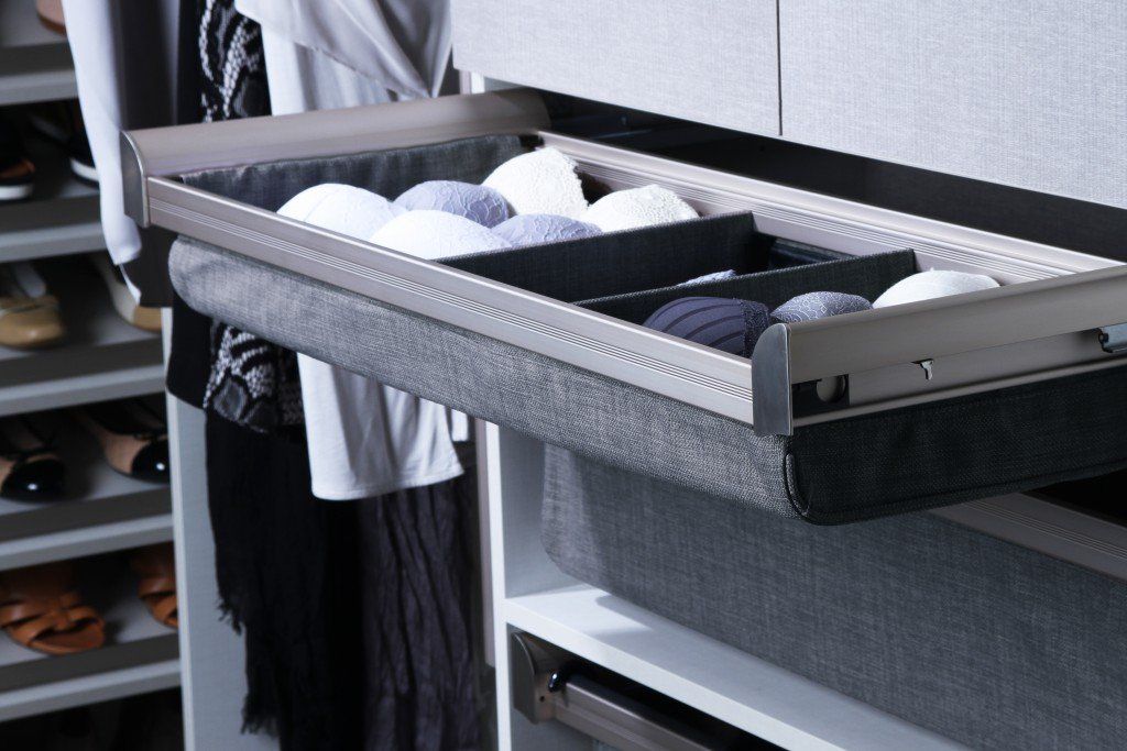Pull Out Closet Drawer