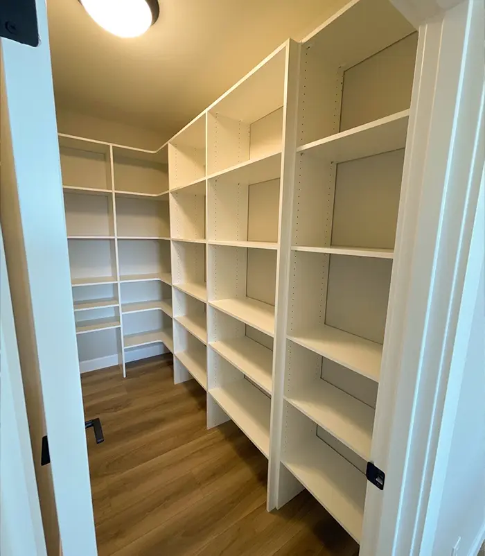 10’ x 5’ Kitchen Pantry