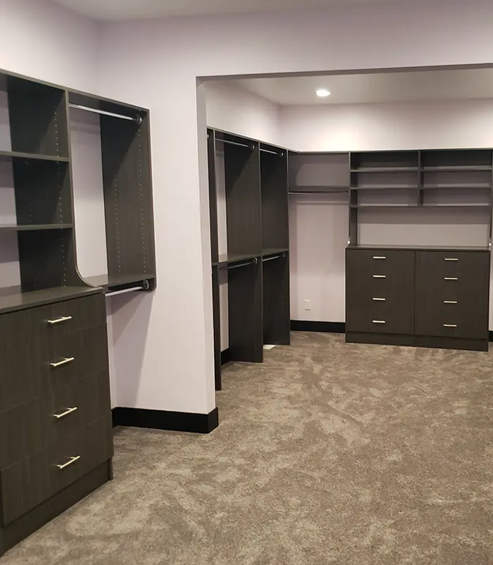 20’ x 20’ Walk-in Closet after