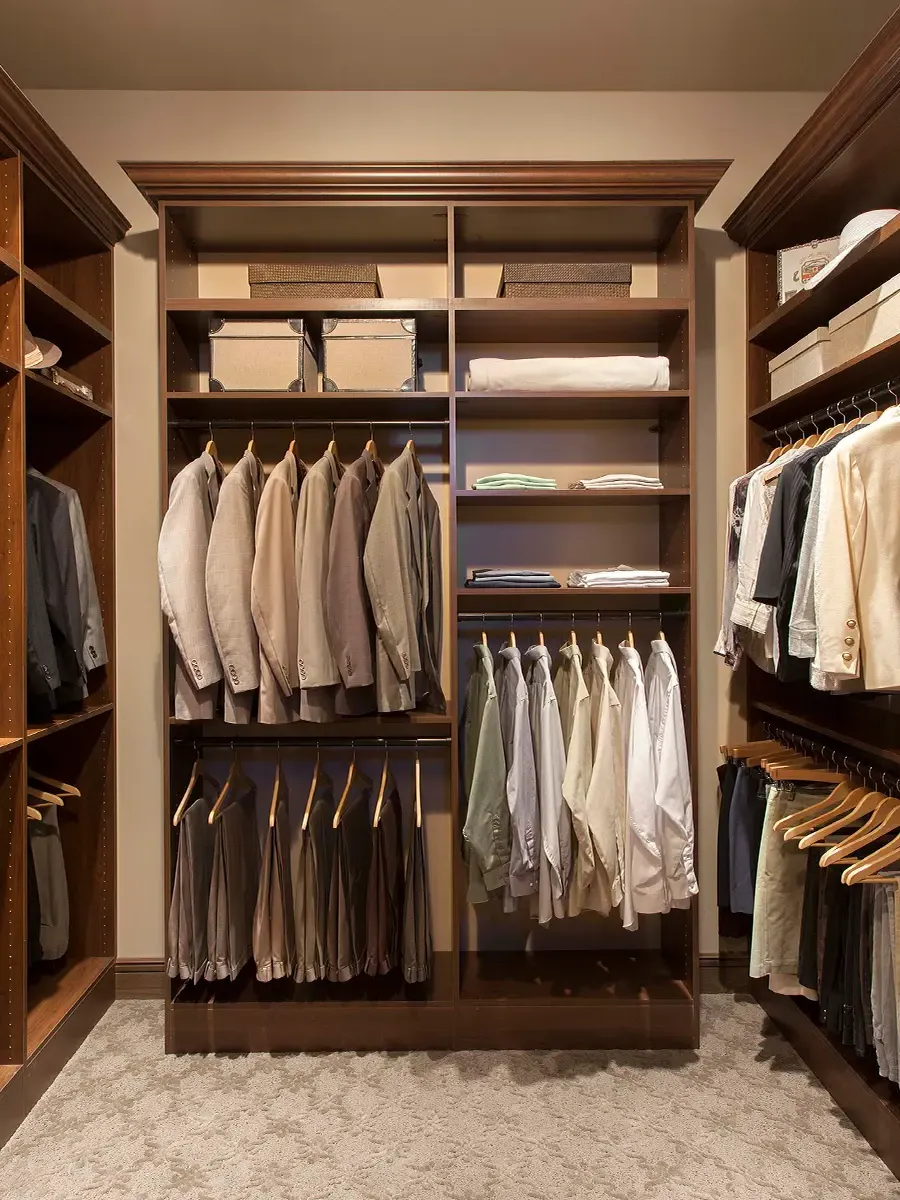 20+ Great Walk-In Closet Ideas - Stunning Large Custom Closet Designs