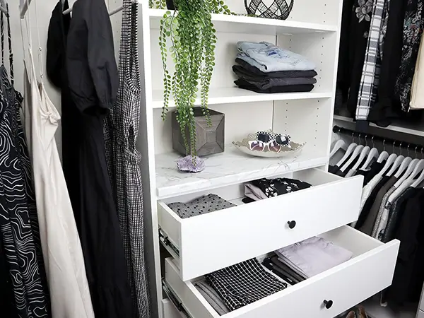 Closet drawers